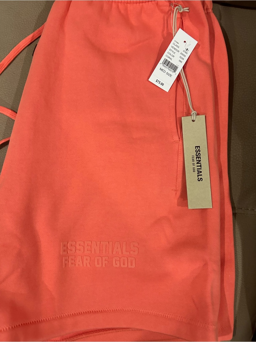 ESSENTIALS Coral Set - Picture 6 of 12